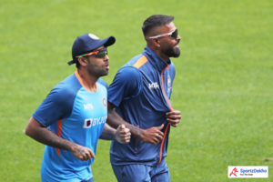 BCCI Might Opt to Hand Over the T20I Team Captaincy to SKY instead of Hardik Pandya